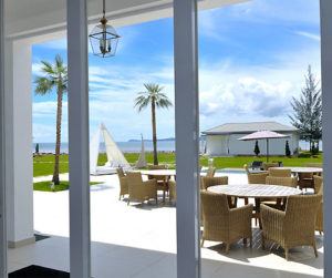 South Beach style on the edge of centuries-old rainforest