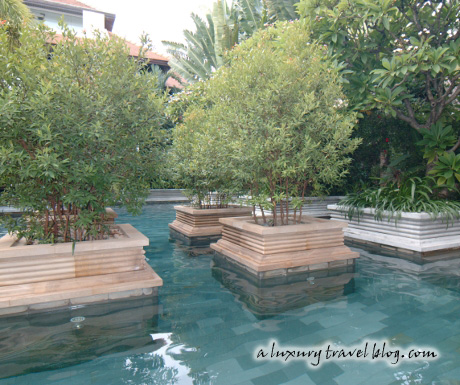 The outdoor swimming pool at the Hotel de la Paix in Siem Reap