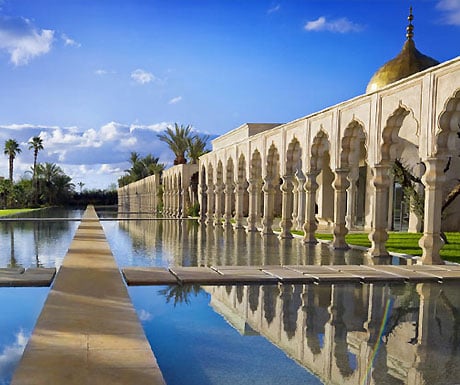 Palais Namaskar