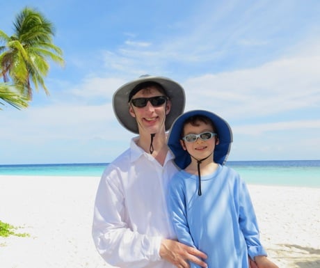 Clean Beach and Ocean - Park Hyatt Maldives