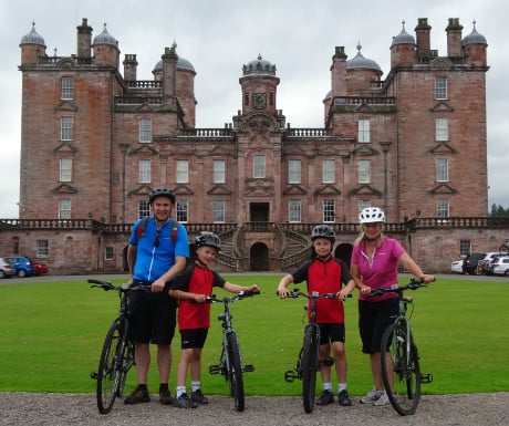 Drumlanrig Castle