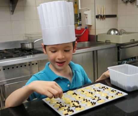 Kids pastry lesson at Four Seasons George V Paris