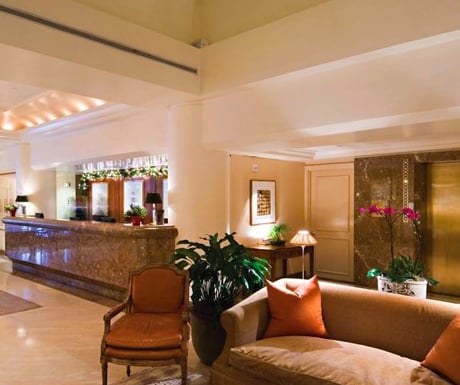 Lobby and restaurant at Taj Campton Place