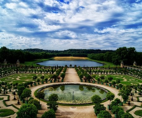 Versailles