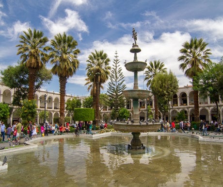 Arequipa Plaza