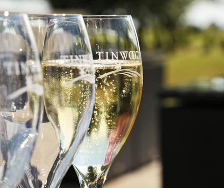 5 British sparkling wines to toast the Summer