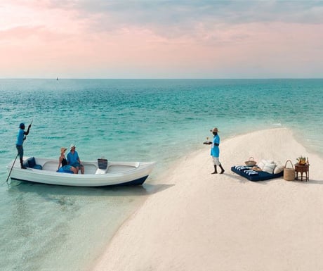 Sand-Bank-Picnic-Benguerra-Island