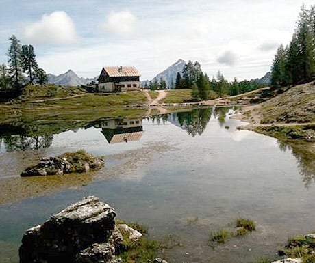 Mirror or lake