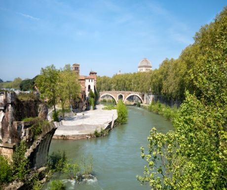 Tiber River Island