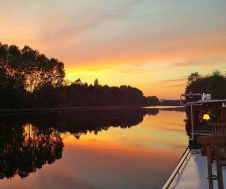 Bordeaux luxury barge cruise sunset