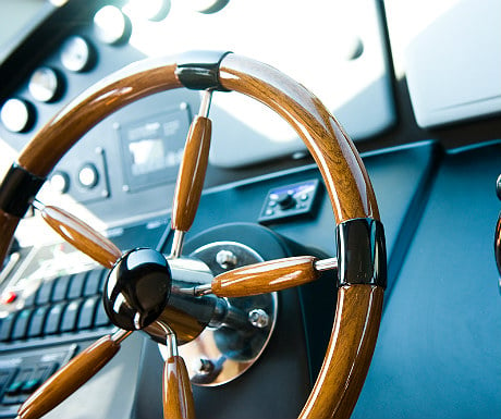 Yacht steering