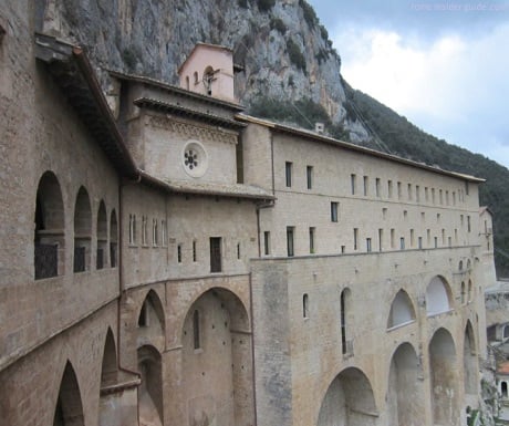 alternative italy monastery