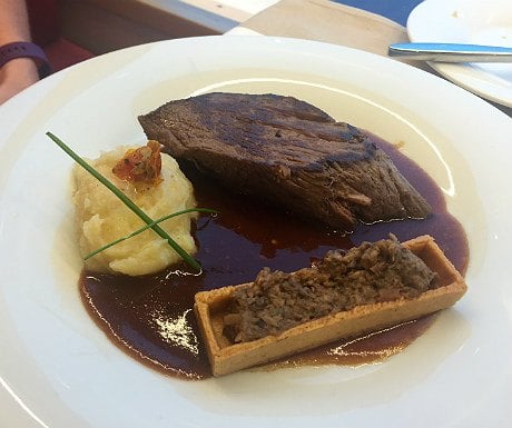 Fillet of beef with mushroom tartlet and kampot red pepper sauce