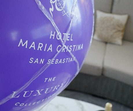 Hotel Maria Cristina balloon close-up