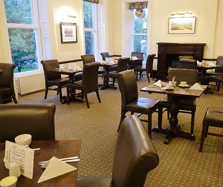 bw-beaumont-hotel-dining-room