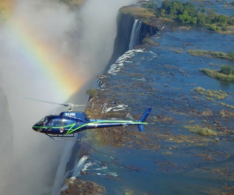 helicopter-over-victoria-falls