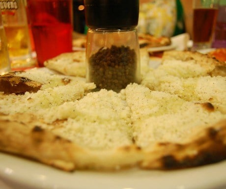 best-pizza-in-rome-tonda