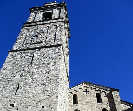 Get me to the church in time, San Giacomo, Bellagio, Italy