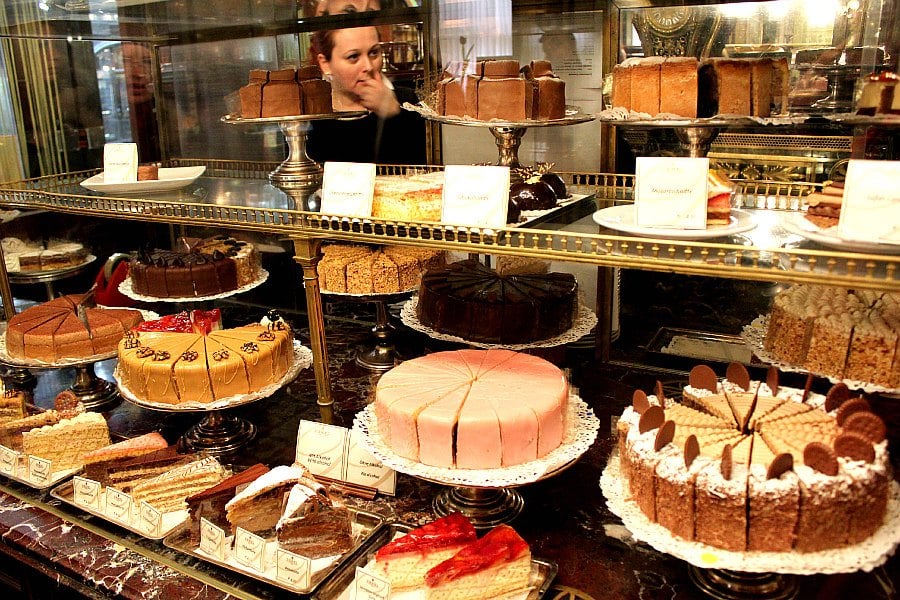 Austrian Cakes: Patisserie Demel