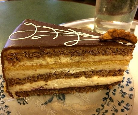 Austrian Cakes: Nusstorte