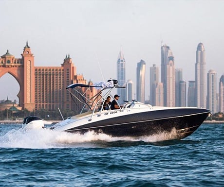 yacht hire Dubai