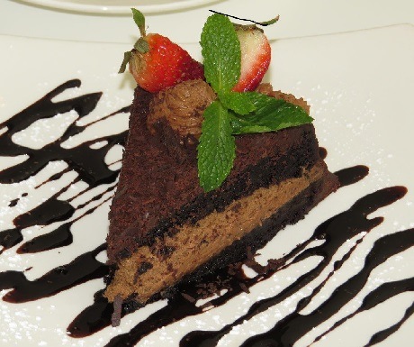 7 Restaurants Cape Winelands Tokara cake