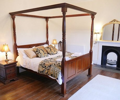 Hazel Brow four poster