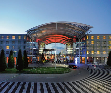 best airport luxury hotels-Hilton Munich Airport