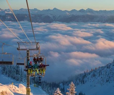 Golden Eye lift Kicking Horse