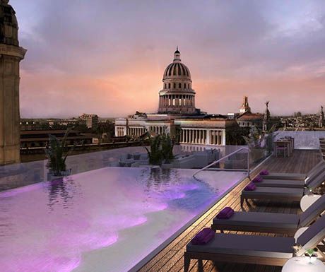 Gran Hotel Kempinksi La Havana pool at night