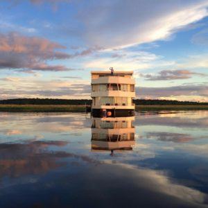 5 things to expect on a Chobe River cruise safari