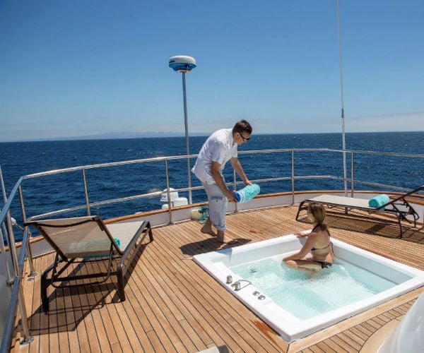 Top 8 activities to enjoy on board your Galapagos luxury cruise