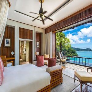 Why are the Seychelles a favorite destination for celebrities?