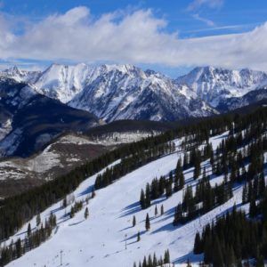 Celebrate the holidays in these 5 cozy US festival towns