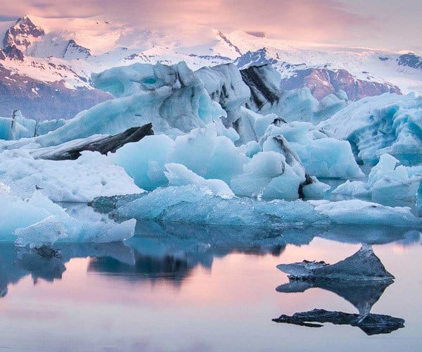 Jokulsarlon Glacier Lagoon, the one-of-the-kind nature wonder in South Iceland