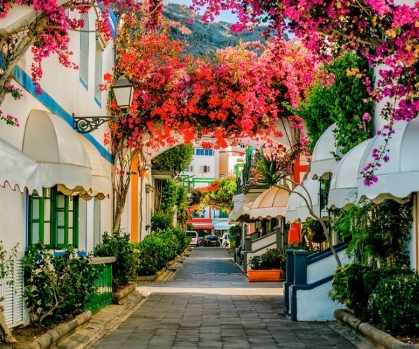 Puerto Mogan Cobbled Streets