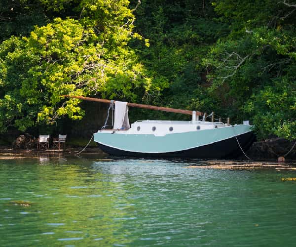 Oyster, the glamping boat near Salcombe