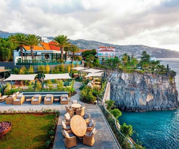 Les Suites at Cliff Bay in Funchal