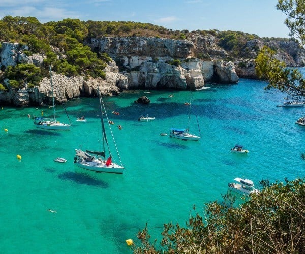 UK green list countries for Summer yacht charters in 2021