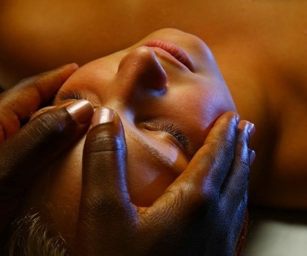 massage-treatment