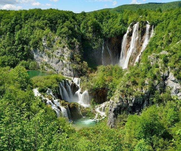 15 reasons you should visit Plitvice Lakes National Park, Croatia