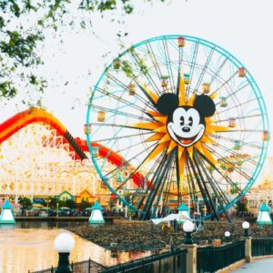 Win a $10,000+ Los Angeles, CA theme park trip for 4!