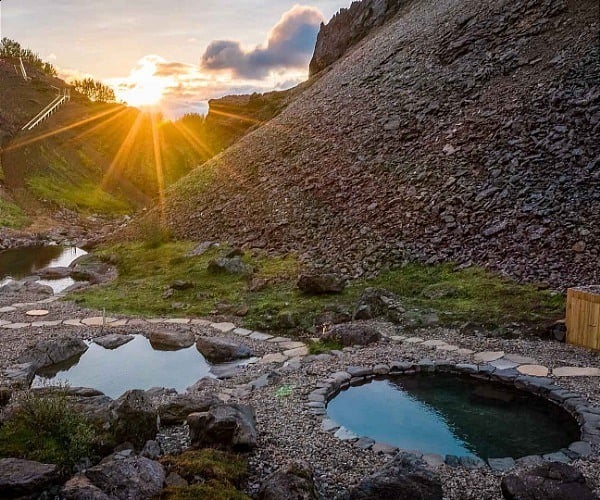 Húsafell Canyon Baths - what to expect from a trip to these geothermal pools in Iceland