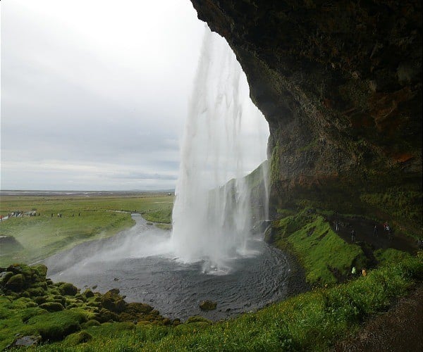 Seljalandsfoss waterfall in South Iceland – everything you need to know