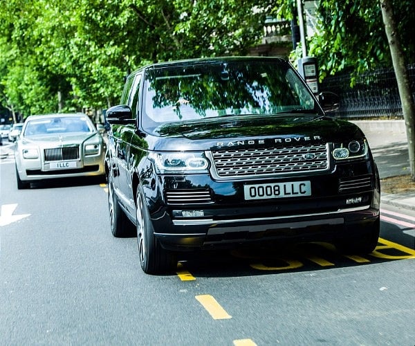 Travel in London and the UK in style with the Range Rover Autobiography EWB