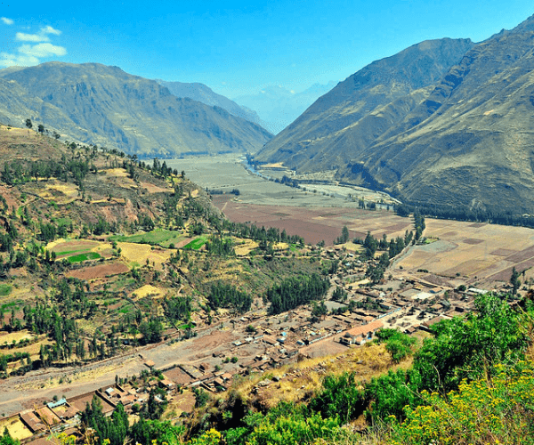 What destinations should you include in a trip to Peru?