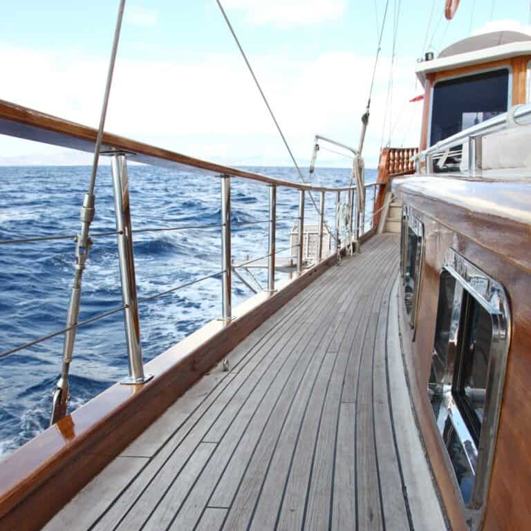 Choosing a gulet or catamaran for your cruise in Europe