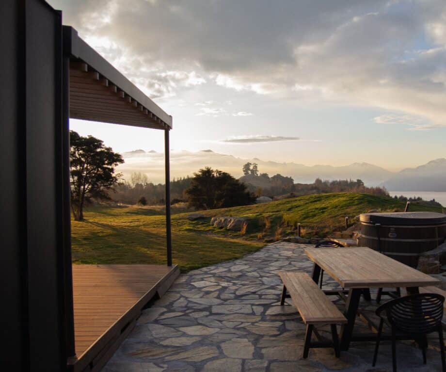 Lake Wanaka shoreline property