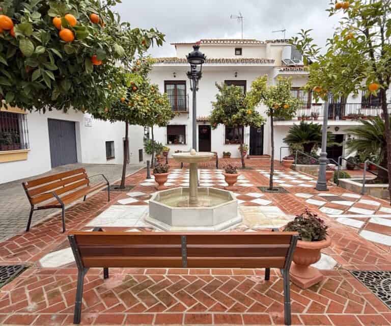 Fascinating Benalmádena: Marinas, mountains and culture