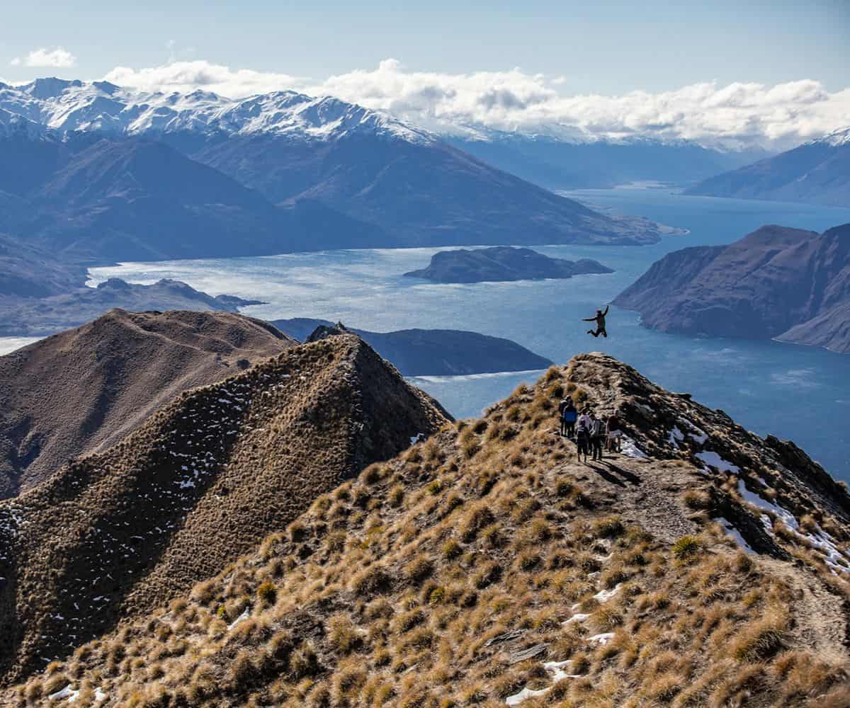 Day hiking the Southern Lakes: How far you can get without a tent